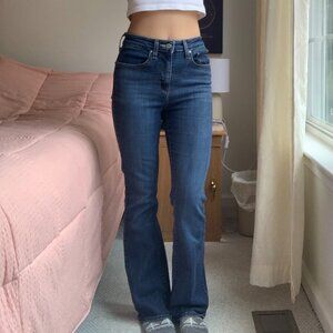 725 High Rise Bootcut Jeans